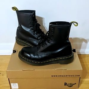 1460s Dr Martens Black